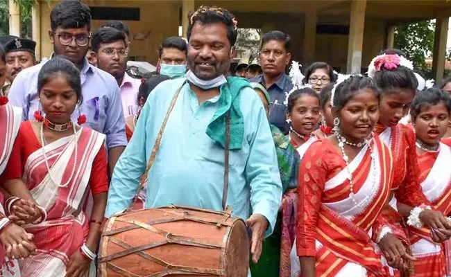 Jharkhand Education Minister Jagarnath Mahto Passed Away - Sakshi