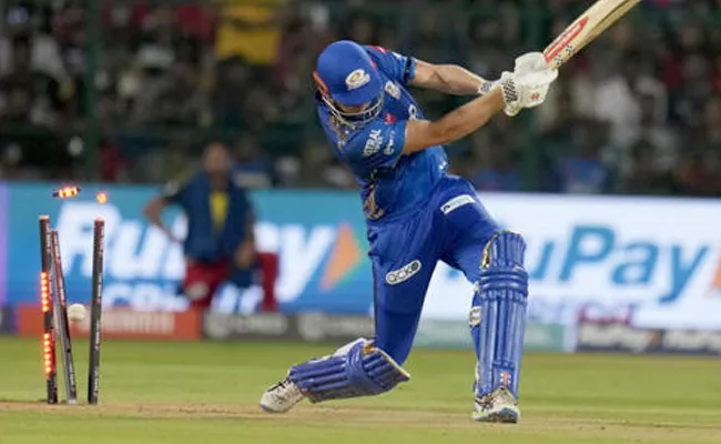 Netizens slams Cameron Green poor performance in IPL 2023 - Sakshi