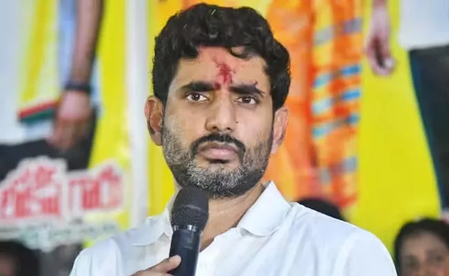 TDP Nara Lokesh Did Not Answer On Farmers Questions - Sakshi