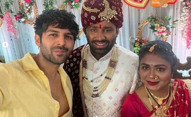 Kartik Aaryan attends his bodyguard wedding Today Photos Viral - Sakshi