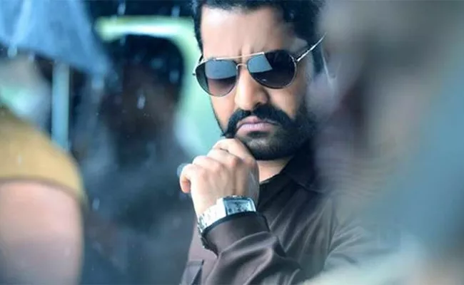 Jr NTR Play Negative Role In War 2 Movie - Sakshi