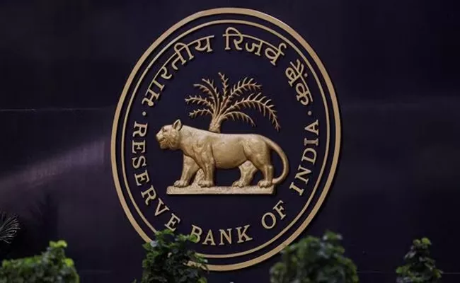 RBI website crashed after withdrawing rs 2000 notes - Sakshi