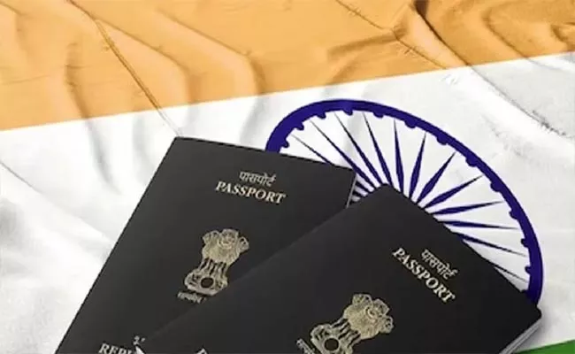 Delhi High Court Says Biological Father Name Can Be Removed From Passport - Sakshi