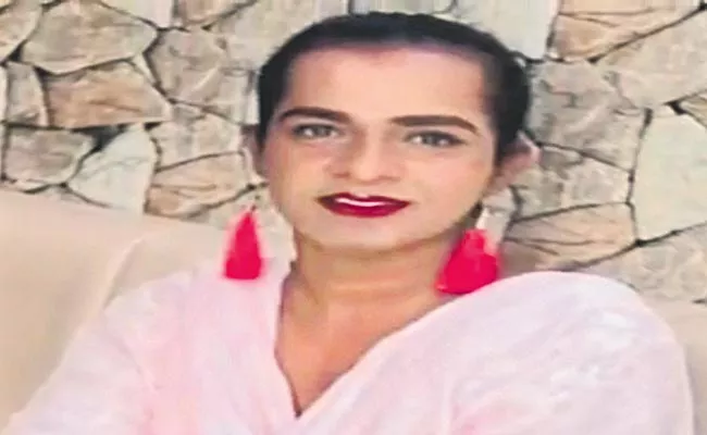 Maharashtra: Transgender Person Killed by Live In Partner - Sakshi