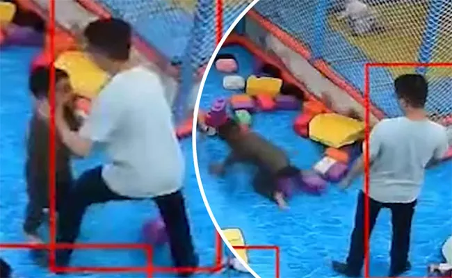 Dad Violently Knocks Around A Strangers Kid At A Playground - Sakshi