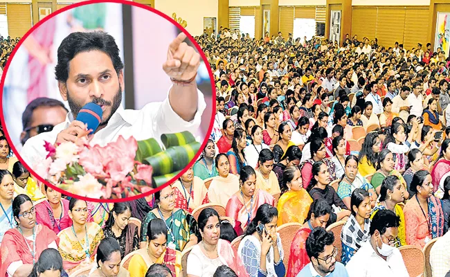 Volunteers are brand ambassadors of welfare says CM Jagan - Sakshi