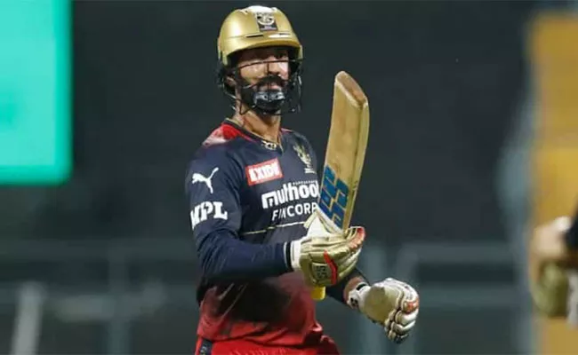 Dinesh Karthik-17 Ducks-Worst Records Most Duck-outs IPL History - Sakshi