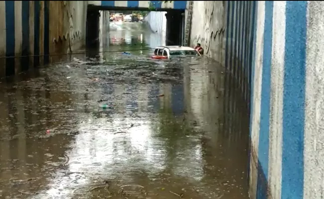 Bengaluru Sees Another Spell Of Heavy Rain - Sakshi