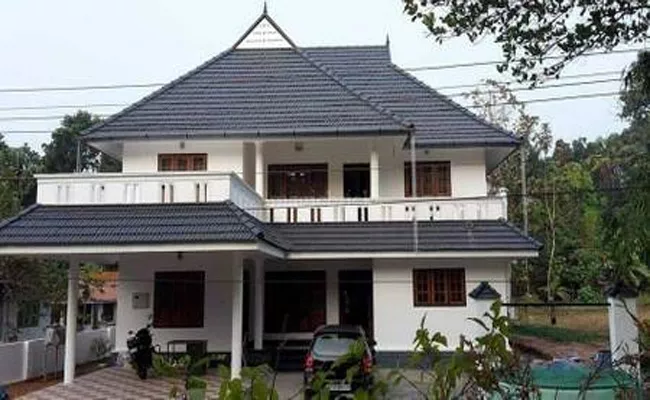 Vacant houses mounts in Kerala - Sakshi