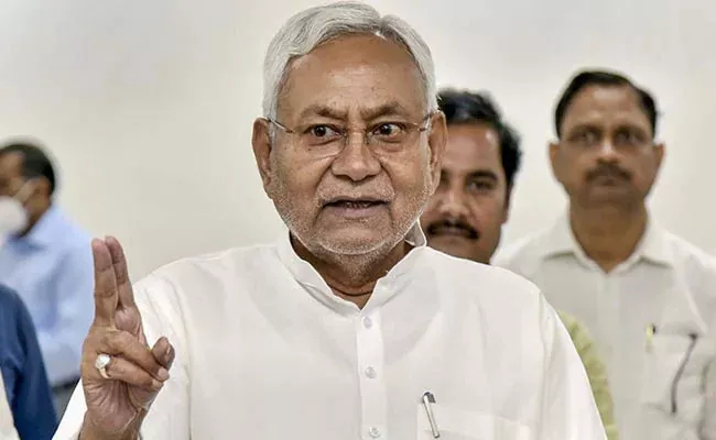 BJP Attack Bihar CM Nitish Kumar Meeting With Delhi CM Arvind Kejriwal, - Sakshi