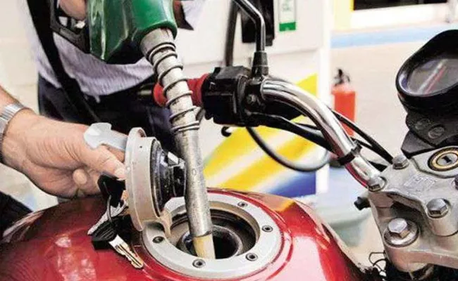 When You Should Buy Petrol Or Diesel In Morning Or Night - Sakshi