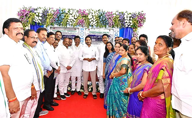 AP CM YS Jagan Tour Visakhapatnam Vizianagaram Live Updates - Sakshi