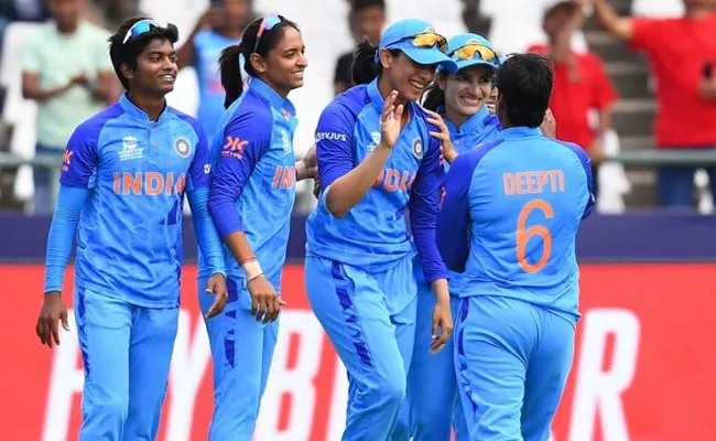 Applications Invited For Indian Womens Team Head Coach Position - Sakshi