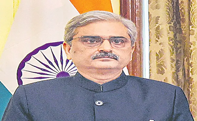 Praveen Kumar Srivastava Sworn In As Central Vigilance Commissioner - Sakshi