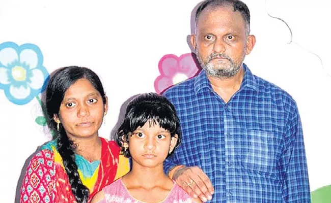 Couple Reunited After 6 Yrs Separation With Help Of Daughter - Sakshi