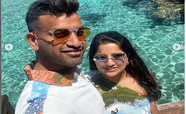 Dil Raju Daughter Hanshitha Reddy Vacation Pics Goes Viral - Sakshi