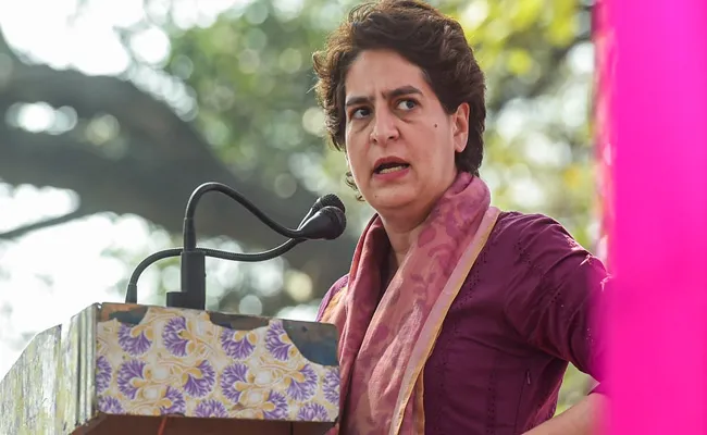 Karnataka assembly elections 2023: Priyanka Gandhi Mounts Attack On BJP Govt of Karnataka - Sakshi