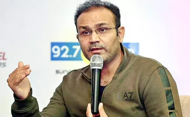 Virender Sehwag hits out at LSGs tactics after loss vs GT - Sakshi