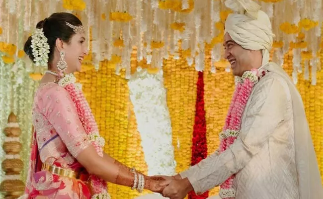 Madhu Mantena and Ira Trivedi are married See FIRST pics - Sakshi