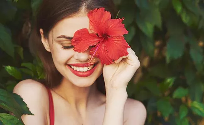 How Does Hibiscus Benefit Our Skin Tone and Removes Pigmentation - Sakshi