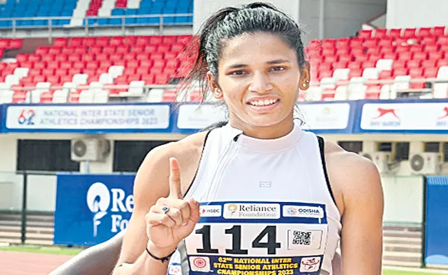 Jyothi Yarraji Beats Srabani Nanda-Win 100m Race-Inter-State-Athletics - Sakshi