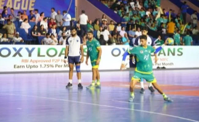 Premier Handball League: Telugu Talons Beat Rajasthan Patriots 5th Win - Sakshi