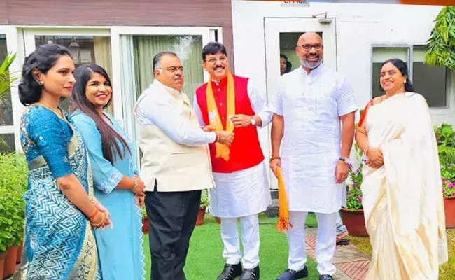 TS Congress Leader Paidi Rakesh Reddy Joined In BJP - Sakshi