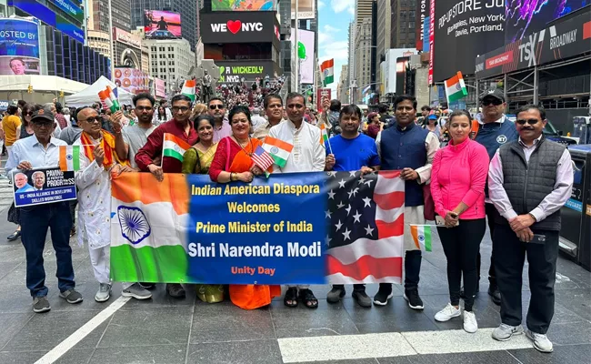 Indian Americans Organise Lavish Welcome For PM Modi In US - Sakshi