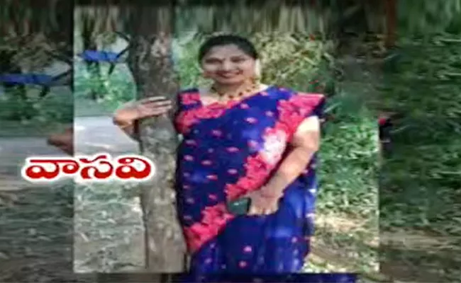 Ganesh Attacked His Girlfriend Vasavi In Narsingi - Sakshi