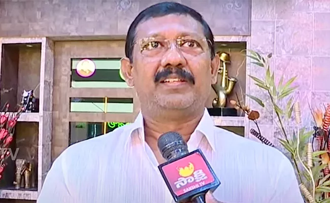 Chennupati Srinivas Comments Over Vangaveeti Radha And Dwarampudi - Sakshi