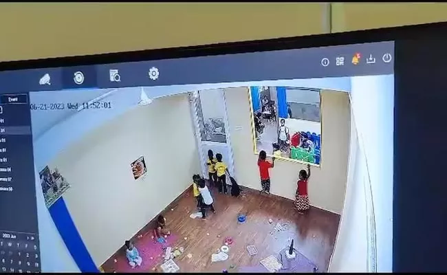 Kids Repeatedly Hitting Another In Pre-School At Bangalore Video Viral - Sakshi