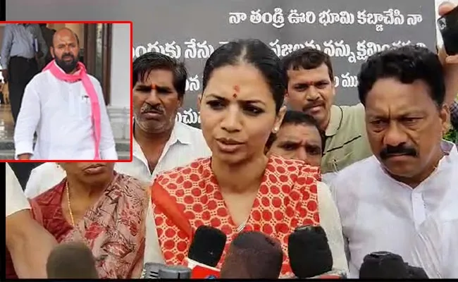 Illegal Land Wall Demolished By Tulja Bhavani Reddy At Cherial - Sakshi