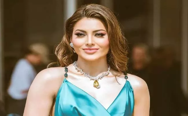 Urvashi Rautela Wins World Most Eligible Bachelorette Award - Sakshi