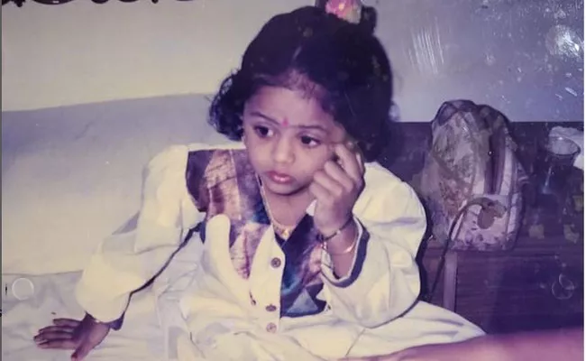 Radha Nair Shares Her Daughter Karthika Nair Childhood Pics - Sakshi