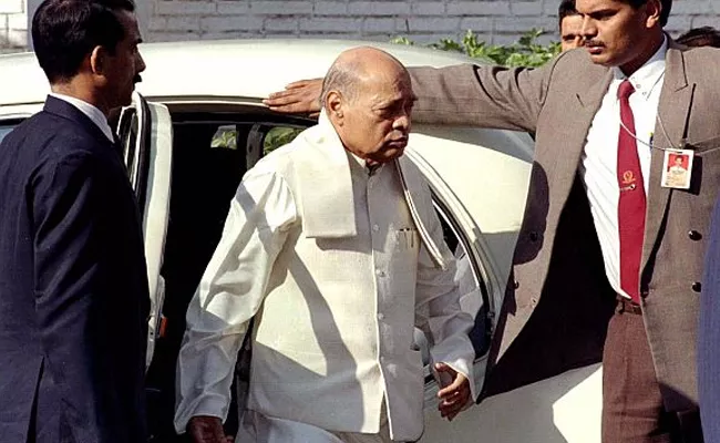 PV Narasimha Rao birth anniversary A Leader Should Not be Ignored - Sakshi