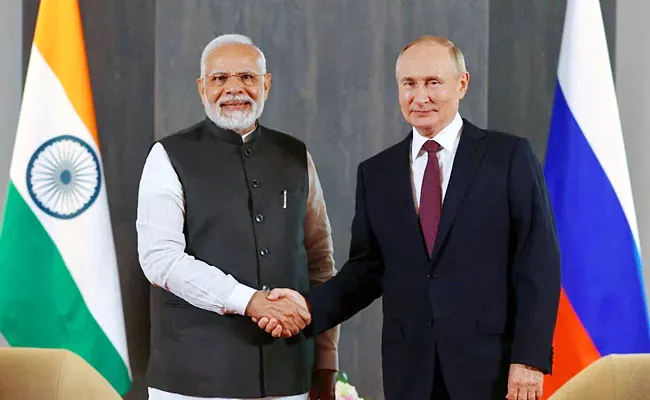 PM Modi Vladimir Putin Discuss Ukraine Armed Mutiny Over Call - Sakshi