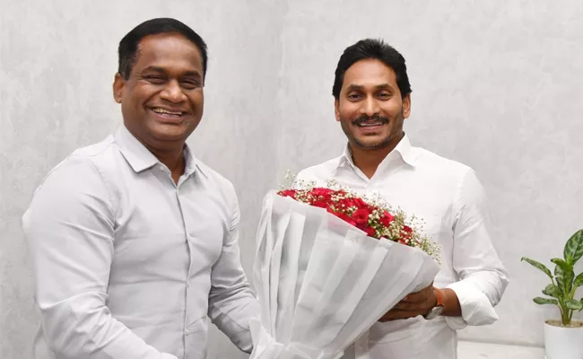 New Chairman of Visakha Port Authority Meets CM YS Jagan - Sakshi