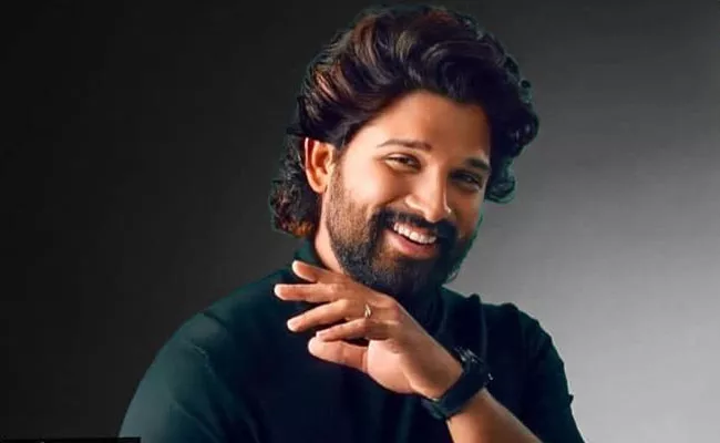 Allu Arjun Missed Vijay Devarakonda Arjun Reddy Movie - Sakshi