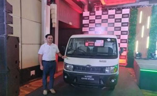 Mahindra launches Supro CNG Duo as its first Dual-Fuel SCV - Sakshi