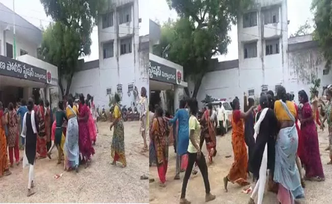 Two Hijra Group Fight At Miryalaguda Police Station Video Viral - Sakshi