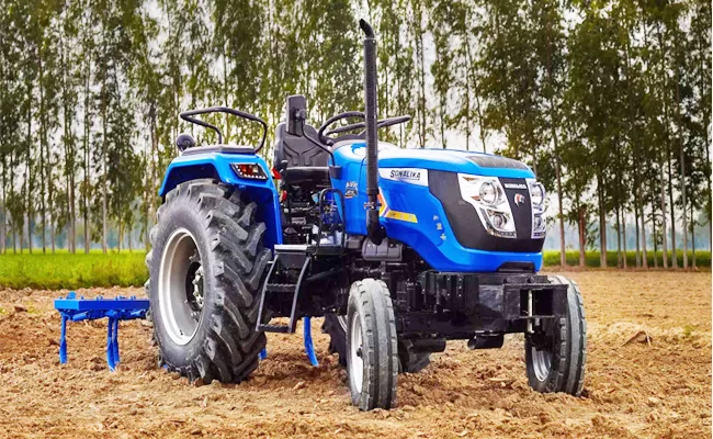 Sonalika Tractors Sold 40,700 Tractors In Q1 Fy24 - Sakshi