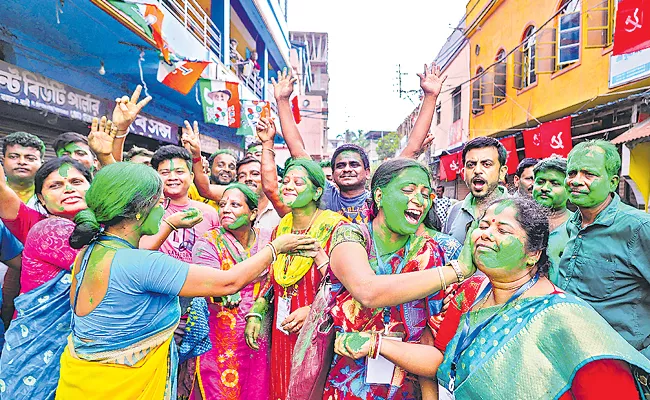 TMC lead in local elections in Bengal - Sakshi