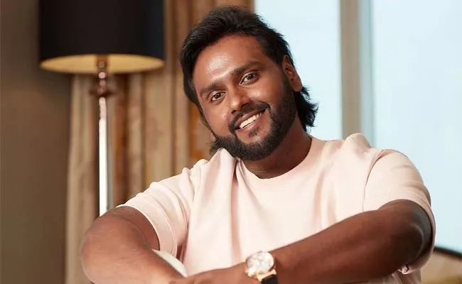 Captain Vijayakanth Son Vijay Prabhakaran Ready for Music Concert - Sakshi