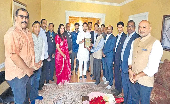 Prestigious Leadership Award to Union Minister Kishan Reddy - Sakshi