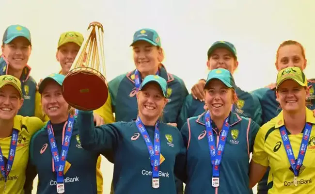 Womens Ashes 2023: England Won 3rd ODI, Aussies Defended Ashes - Sakshi