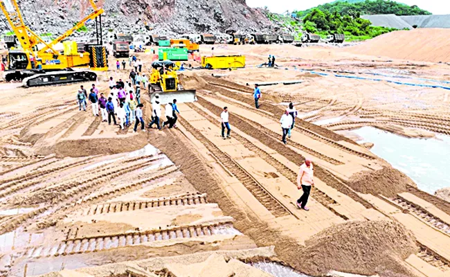 PPA CEO inspected the Polavaram works - Sakshi