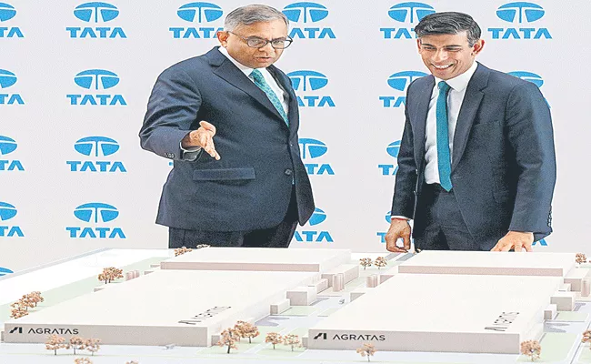 Tata Group confirms EV battery factory in the UK - Sakshi