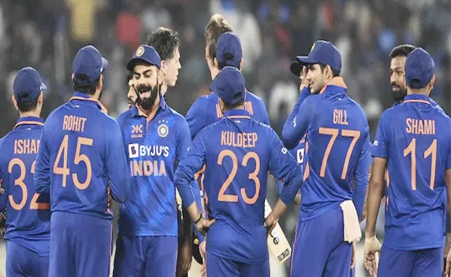 Rohit Kohli Hardik Big Players But: Harbhajan On India WC 2023 Ambitions - Sakshi