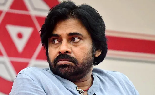 Pawan Kalyan Fans Attack On Jagadamba Theatre Vizag - Sakshi