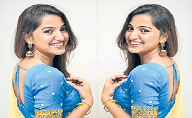 Pranavi Manukonda Her Character In Slum Dog Husband Movie - Sakshi